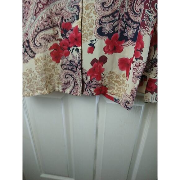 Sag Harbor Semi Sheer Long Sleeve V Neck Collared Paisley Floral Blouse. Size 14 - Picture 10 of 11